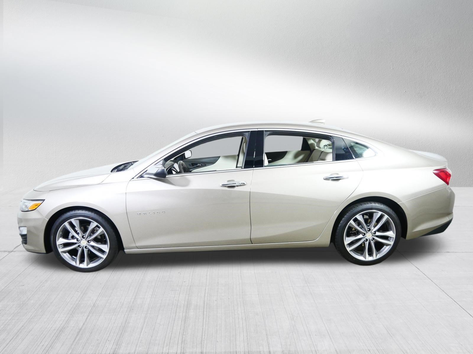 Used 2024 Chevrolet Malibu LT FWD image 4
