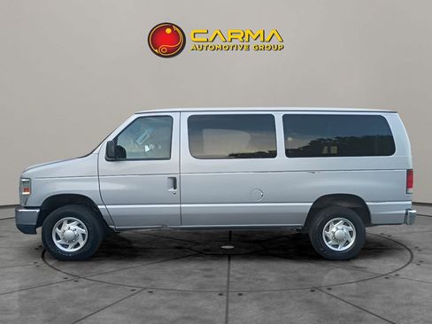 Used 2014 Ford E-350 and Econoline 350 XLT image 49