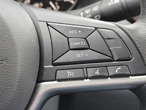 Used 2024 Nissan Altima 2.5 SV image 28