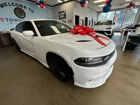 Used 2019 Dodge Charger Scat Pack image 15