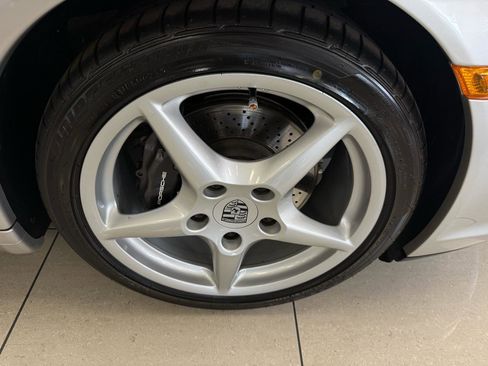 Used 2005 Porsche 911 Carrera RWD image 30