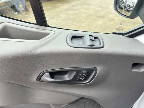 New 2026 Ford Transit 250 148 Medium Roof RWD image 24