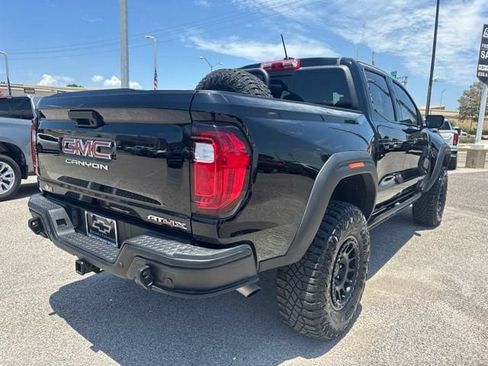 Used 2026 GMC Canyon AT4X w/ AT4X AEV Edition AWD/4WD image 33