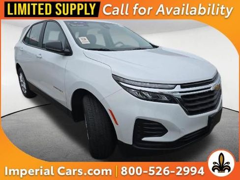 Used 2024 Chevrolet Equinox LS image 1