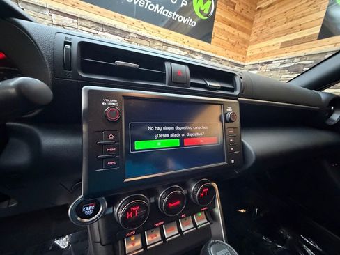 Used 2022 Toyota GR86 image 17