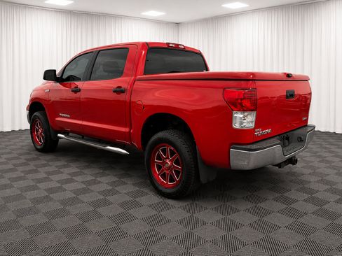 Used 2013 Toyota Tundra 2WD CrewMax w/ Tow Pkg image 19