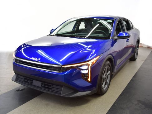Used 2025 Kia K4 FWD image 4