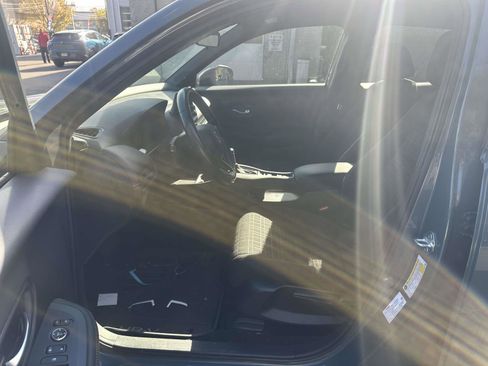 Used 2023 Honda HR-V Sport image 15