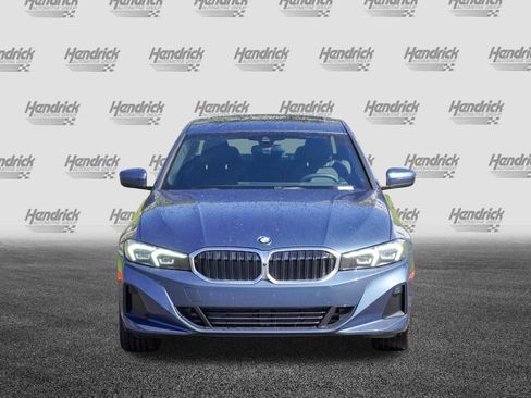 Certified 2025 BMW 330i Sedan RWD image 3