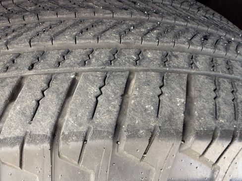 Used 2021 Chevrolet Tahoe LT image 26