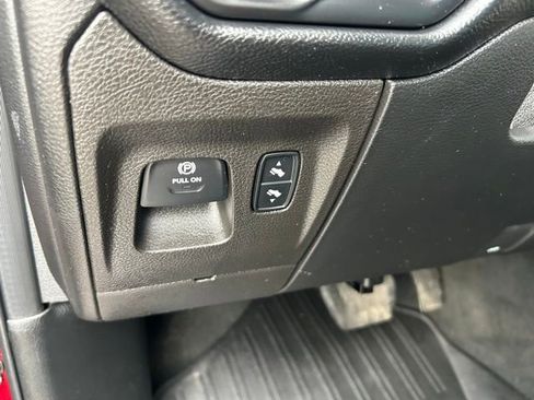 Used 2019 RAM 1500 Laramie w/ Sport Appearance Package AWD/4WD image 29