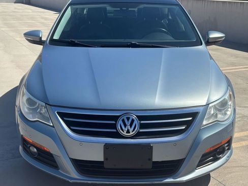 Used 2009 Volkswagen CC VR6 Sport FWD image 3