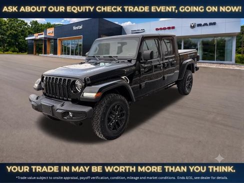 Used 2022 Jeep Gladiator Sport AWD/4WD image 2