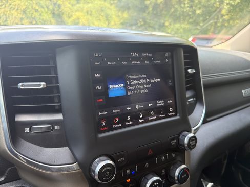 Used 2021 RAM 1500 Laramie AWD/4WD image 23