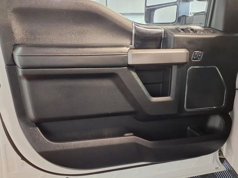 Used 2020 Ford F250 Platinum w/ FX4 Off-Road Package image 15