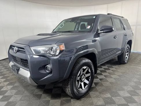 Used 2024 Toyota 4Runner TRD Off-Road AWD/4WD image 8