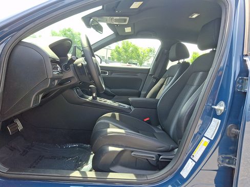 Used 2025 Honda Civic Sport image 13