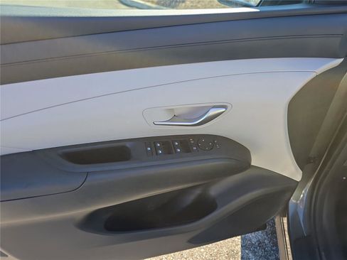 New 2026 Hyundai Tucson SEL image 11