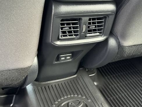 Used 2025 Toyota RAV4 XLE w/ Convenience Package FWD image 11