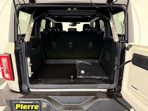 New 2025 Ford Bronco Outer Banks image 5