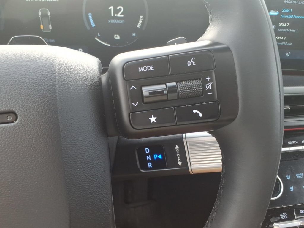 Used 2026 Hyundai Santa Fe Calligraphy FWD image 21