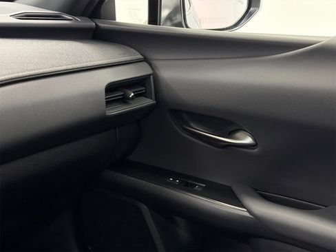 Used 2025 Lexus UX 300h AWD w/ Accessory Package (P1) image 31