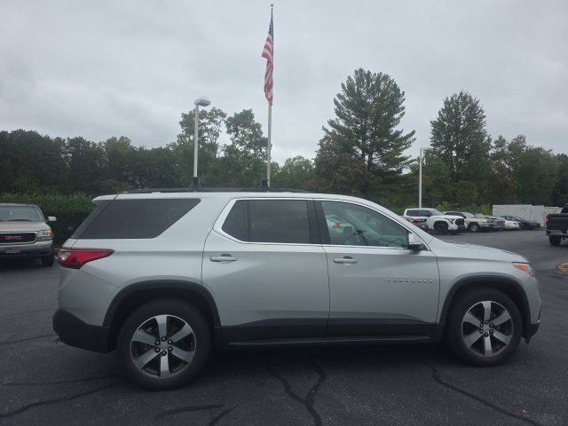 Used 2019 Chevrolet Traverse LT w/ LT Premium Package AWD/4WD image 9