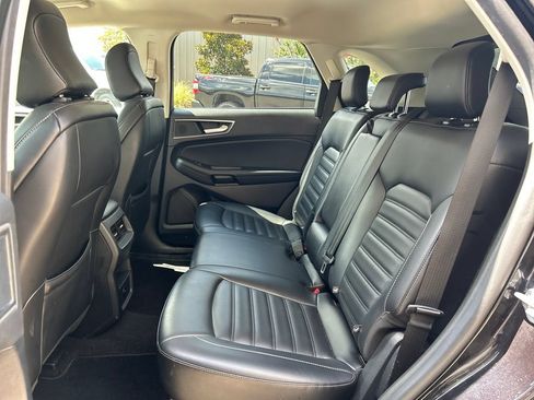 Used 2024 Ford Edge SEL AWD/4WD image 14