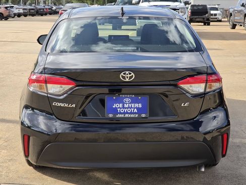 Used 2026 Toyota Corolla LE FWD image 8