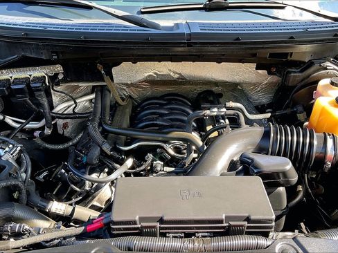 Used 2013 Ford F150 XLT w/ Luxury Equipment Group AWD/4WD image 10