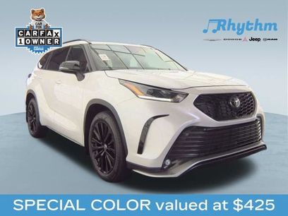 Used 2023 Toyota Highlander XSE