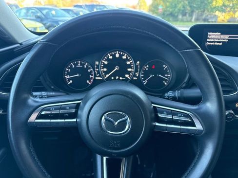 Used 2019 MAZDA MAZDA3 Sedan w/ Select Package image 22