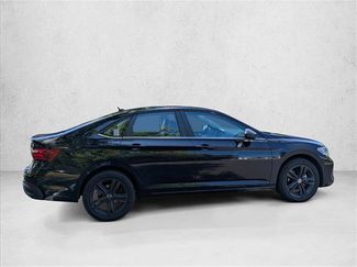 Used 2023 Volkswagen Jetta SE w/ Panoramic Sunroof Package FWD video 4