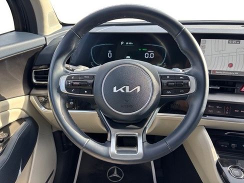 Certified 2024 Kia Sportage EX w/ EX Premium Package image 16