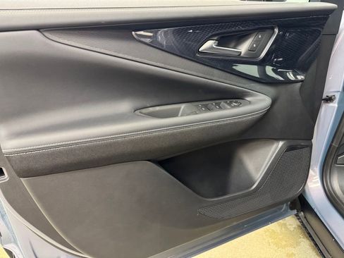 New 2026 Chevrolet Blazer EV LT RWD image 8