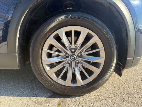 Used 2025 MAZDA CX-90 3.3 Turbo w/ Preferred Package image 8