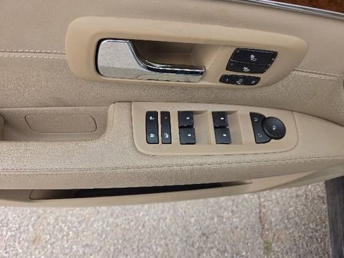 Used 2008 Cadillac SRX AWD w/ Utility Package image 14