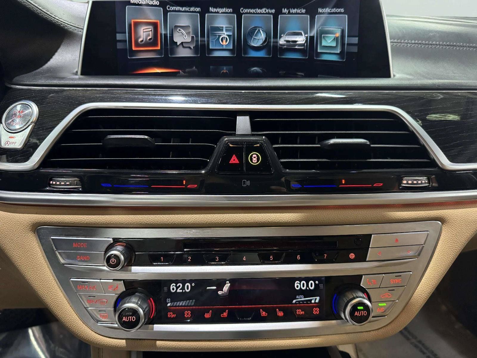 Used 2016 BMW 750i RWD image 36