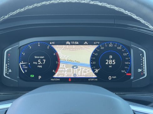 Used 2022 Volkswagen Taos SEL w/ Panoramic Sunroof Package image 22