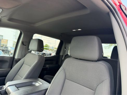 Used 2021 Chevrolet Silverado 1500 Custom Trail Boss w/ LPO, Dark Essentials Package image 14