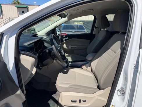 Used 2015 Ford Escape SE AWD/4WD image 17