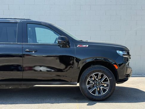 Used 2024 Chevrolet Tahoe Z71 w/ Luxury Package AWD/4WD image 12
