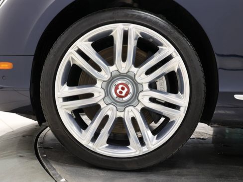 Used 2017 Bentley Continental GT image 79