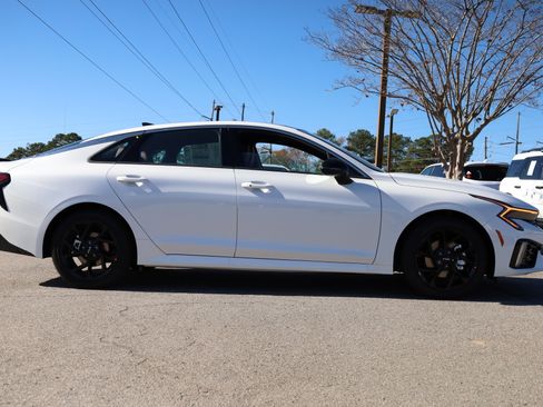 New 2026 Kia K5 GT-Line image 6
