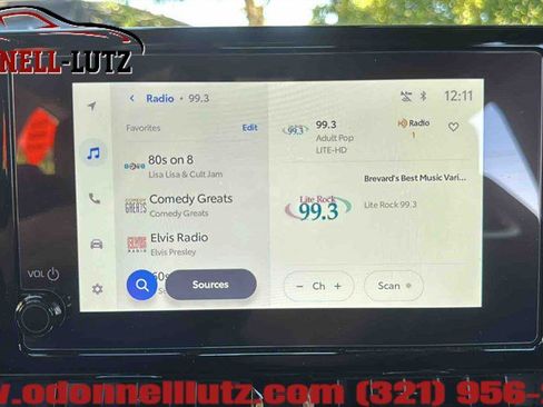 Used 2026 Toyota Corolla SE FWD image 19