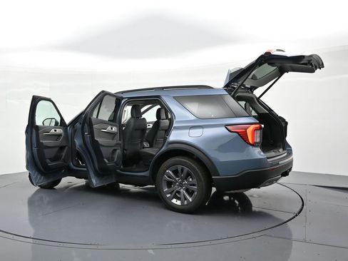 New 2026 Ford Explorer Active w/ Active Comfort Package image 32