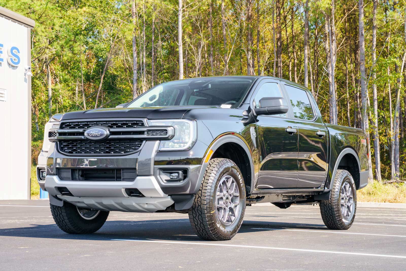 New 2026 Ford Ranger XLT w/ Equipment Group 301A High AWD/4WD image 3