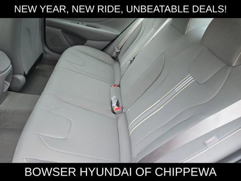 New 2026 Hyundai Elantra Sport image 5