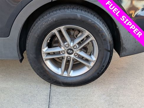 Used 2018 Hyundai Santa Fe Sport image 26