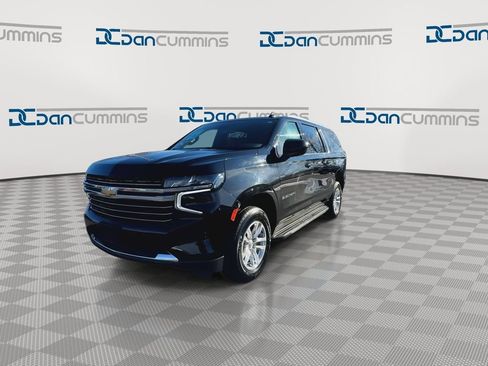 Used 2024 Chevrolet Suburban LT AWD/4WD image 4